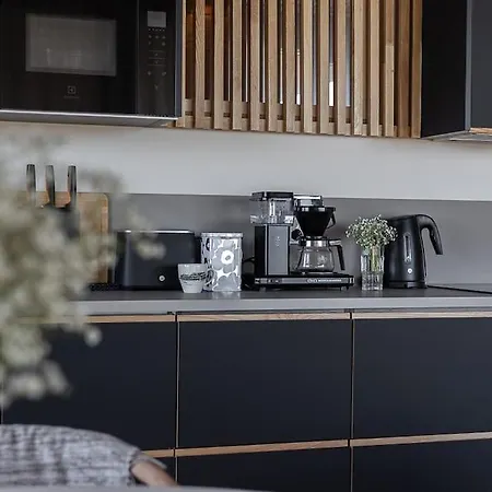 Apartmán Beach Marina B 11 - Merinaekoealahuoneisto Rannalla & Ulkoporeamme *